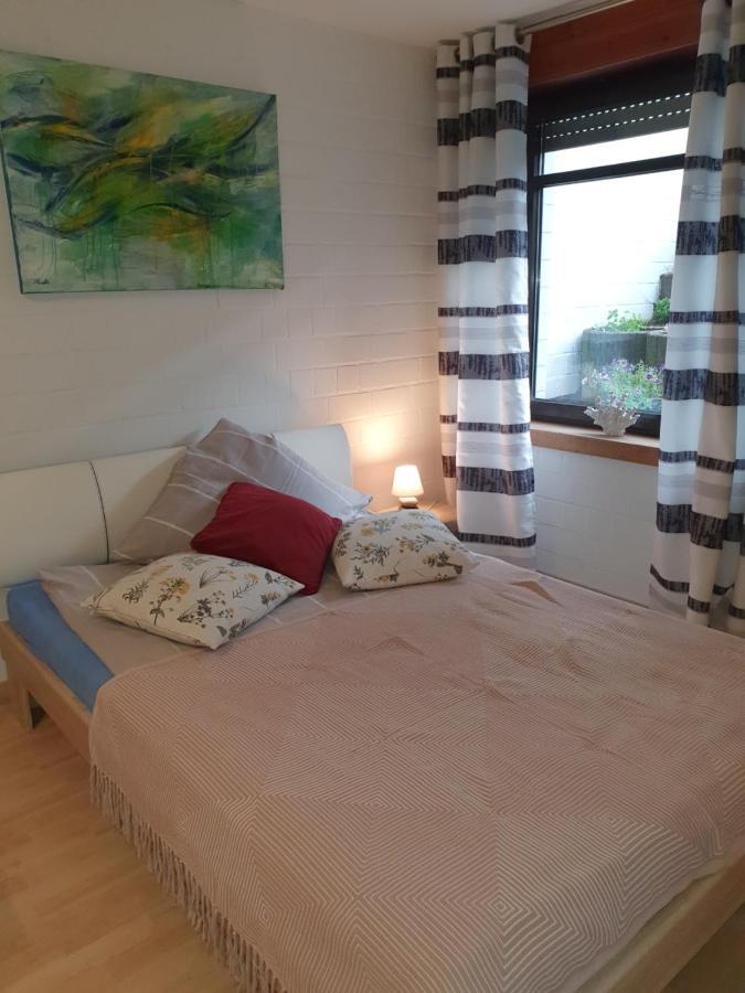 Privat Apartaments , Eigene Eigang, Eigene Badezimmer, Und Eigene Kueche Штрален Экстерьер фото