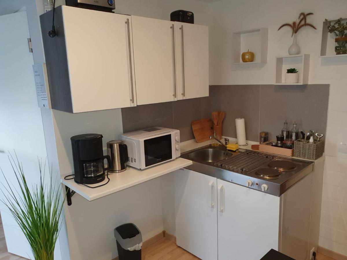 Privat Apartaments , Eigene Eigang, Eigene Badezimmer, Und Eigene Kueche Штрален Экстерьер фото